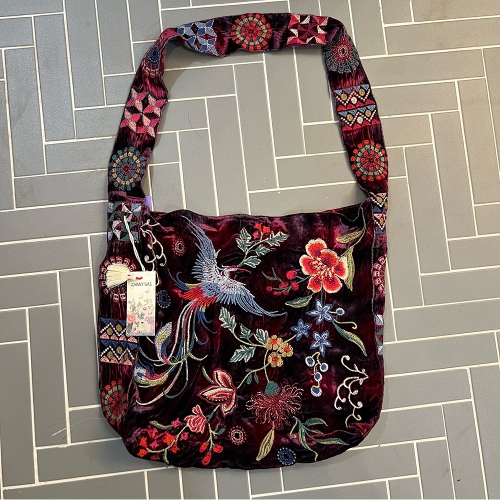 JOHNNY WAS Embroidered
Velvet Wide Strap Tote Bag Nikkola Plum Purple NWT